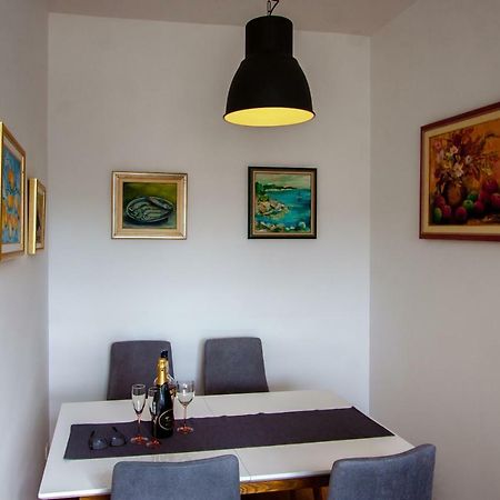 Апартаменты Apartman Colosseum Пула Экстерьер фото